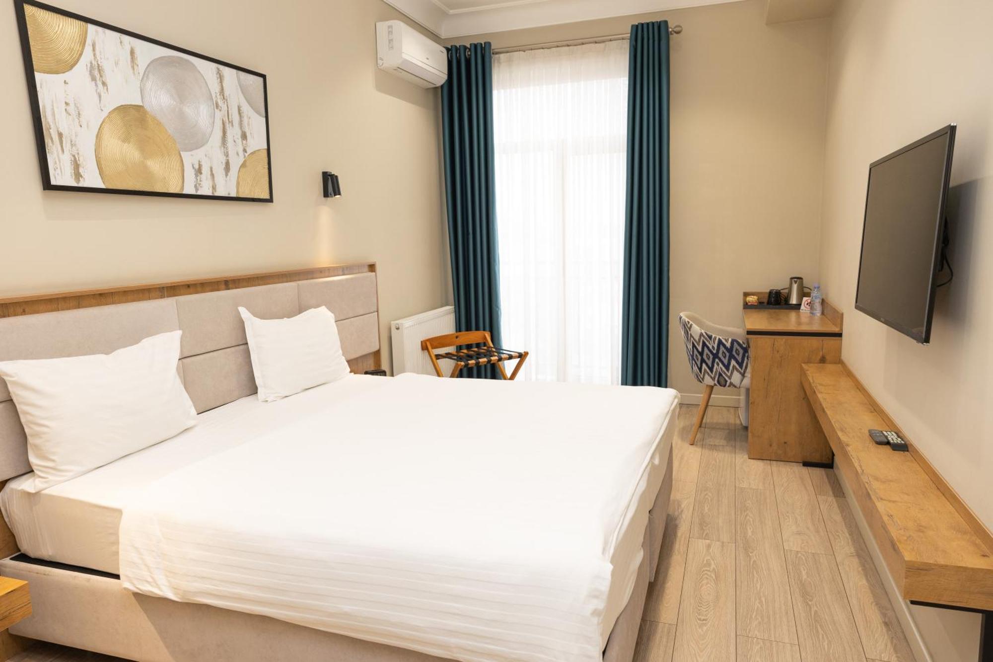 Hotel Marwa Tashkent Pool&Spa Екстериор снимка